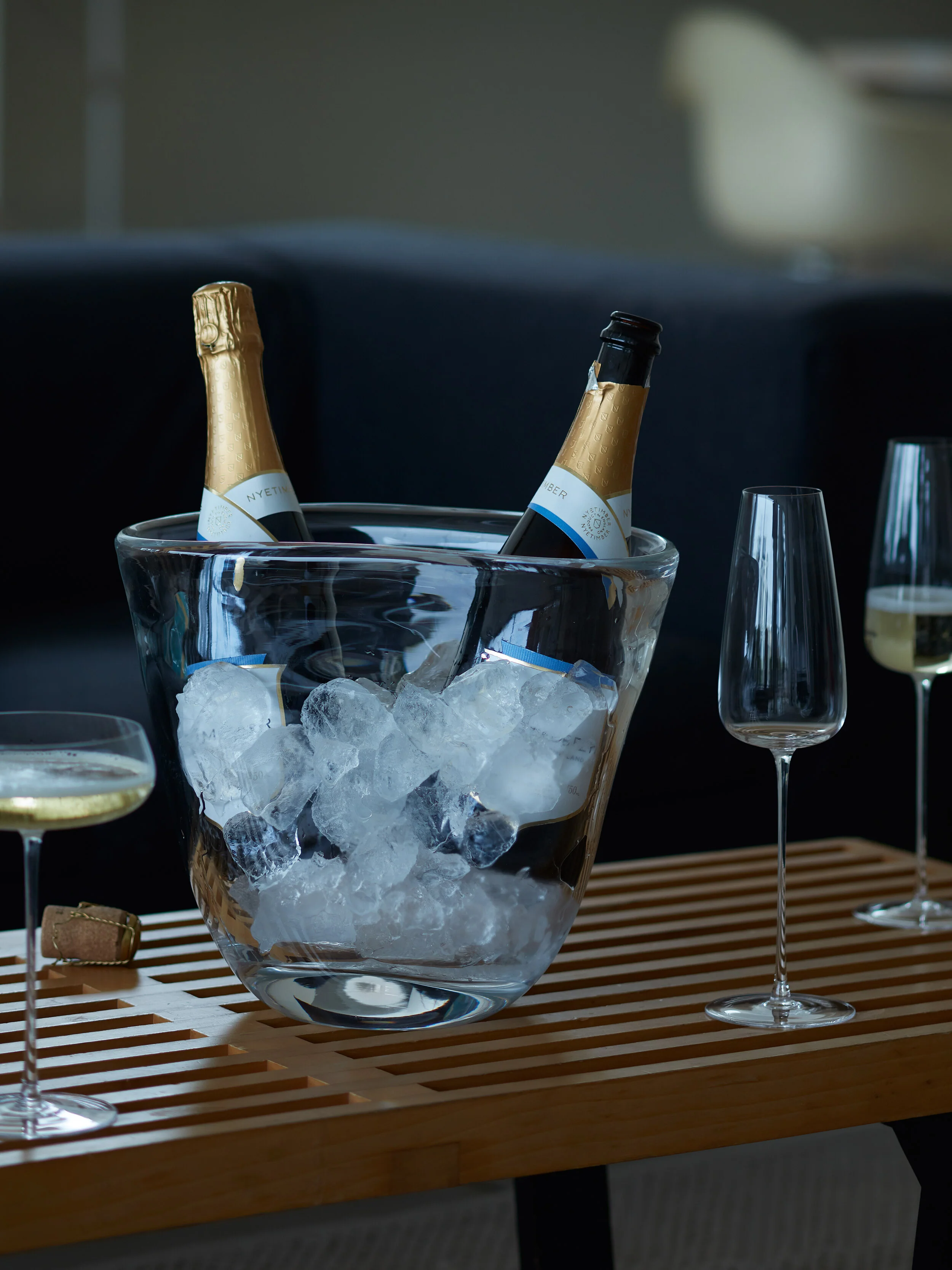Dual Champagne Bucket - Image 10