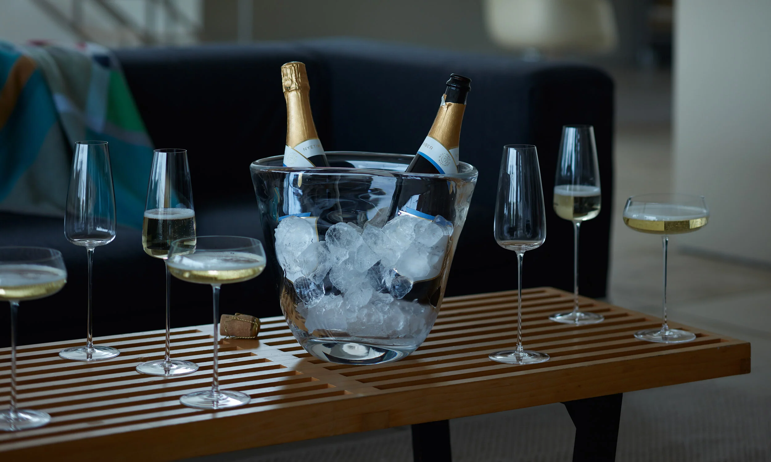 Dual Champagne Bucket - Image 11