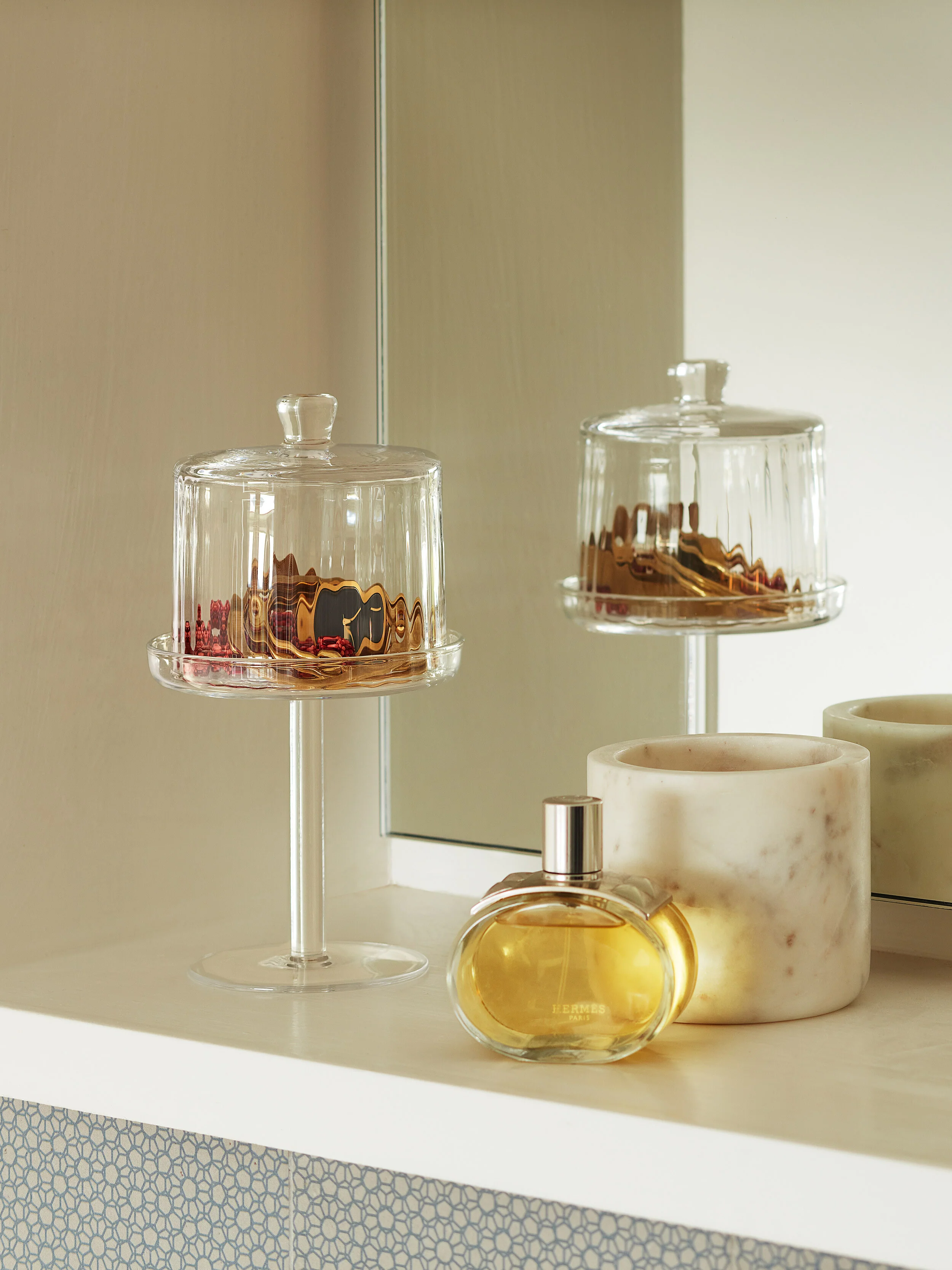 Stand & Dome - Image 3